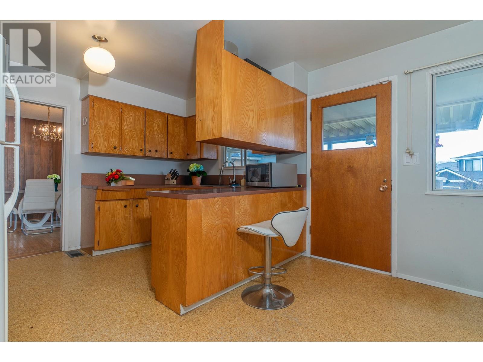 6460 Azure Road, Richmond, British Columbia  V7C 2R9 - Photo 13 - R2968591