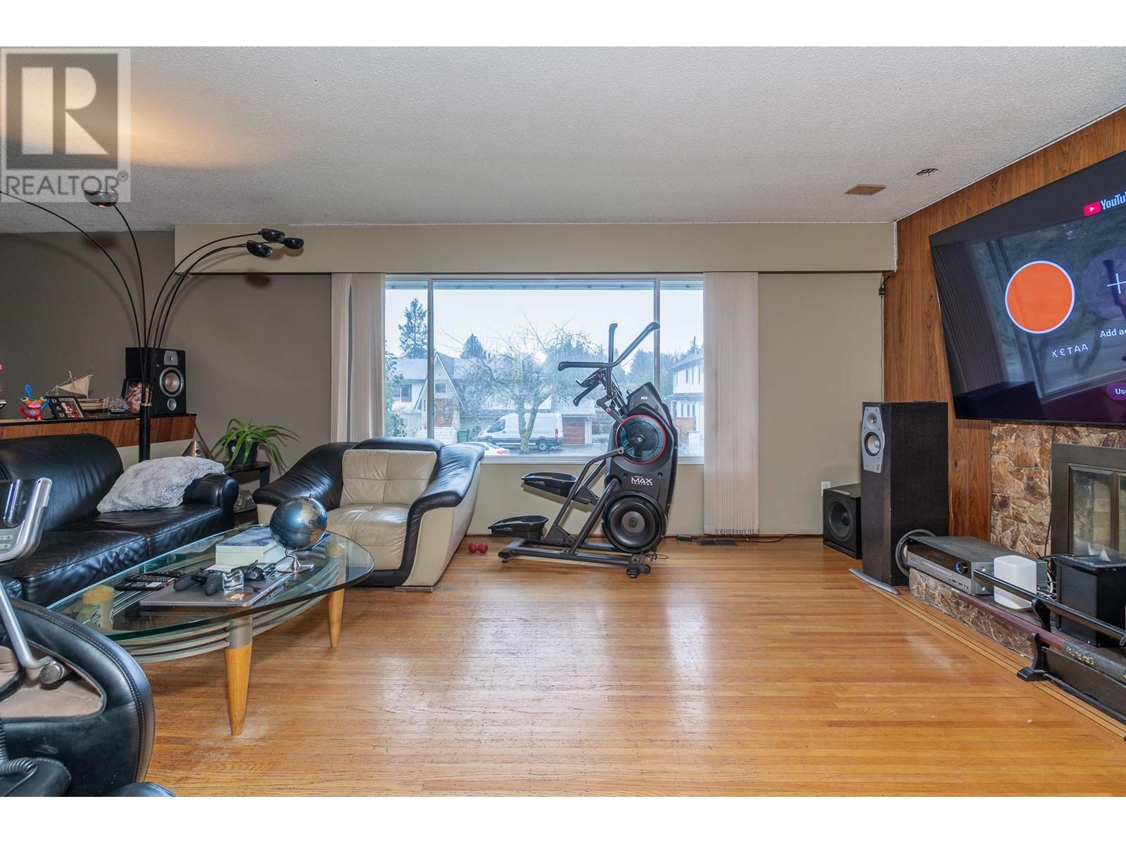 6460 Azure Road, Richmond, British Columbia  V7C 2R9 - Photo 4 - R2968591