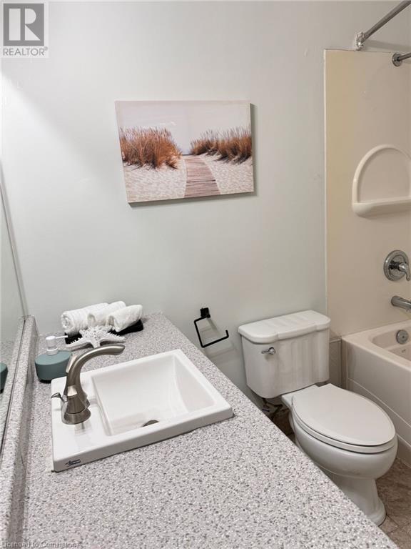 Photo 14 of 25 for 66 Arbour Glen Crescent