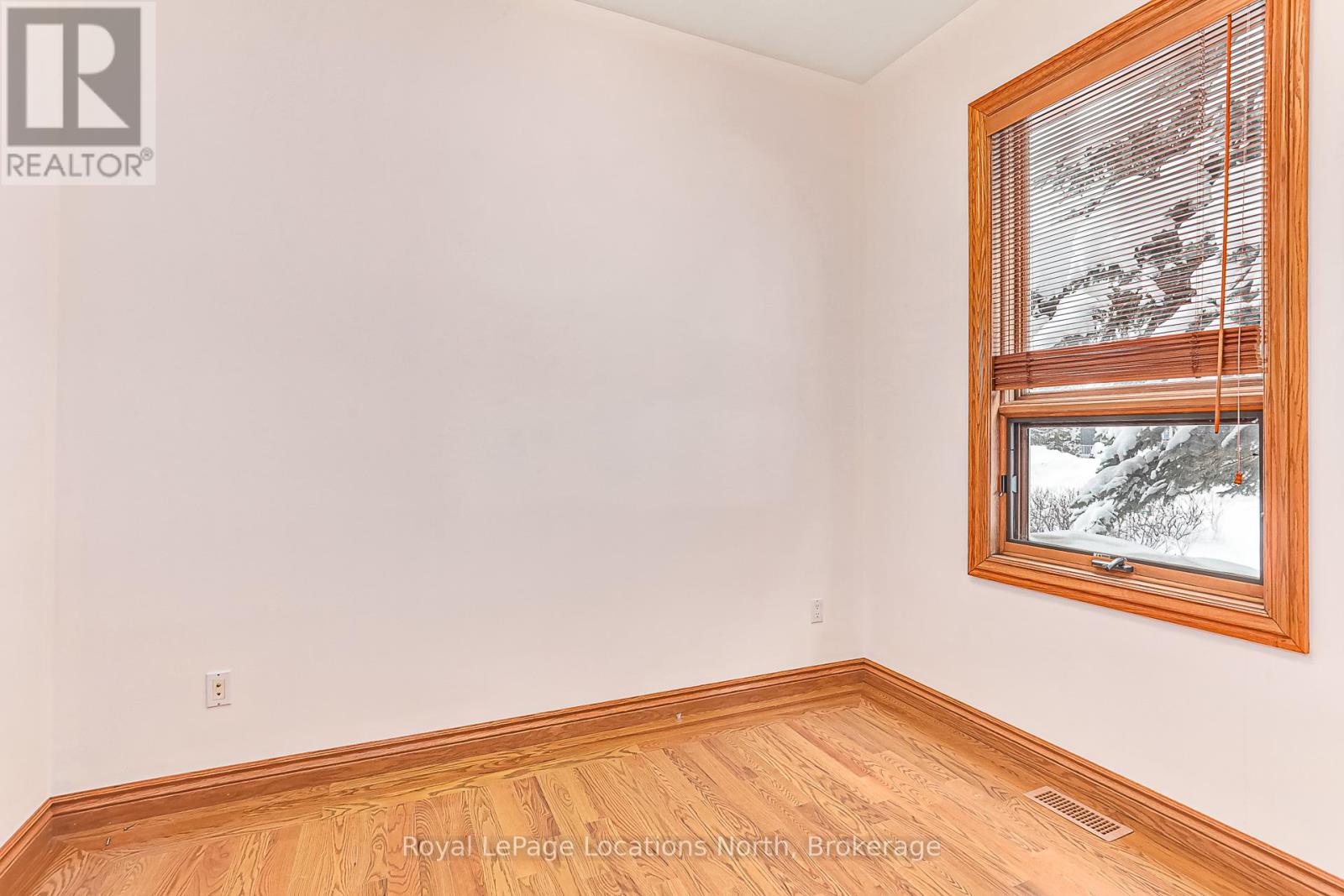 137 Pioneer Lane, Blue Mountains, Ontario  L9Y 0M7 - Photo 16 - X11970279