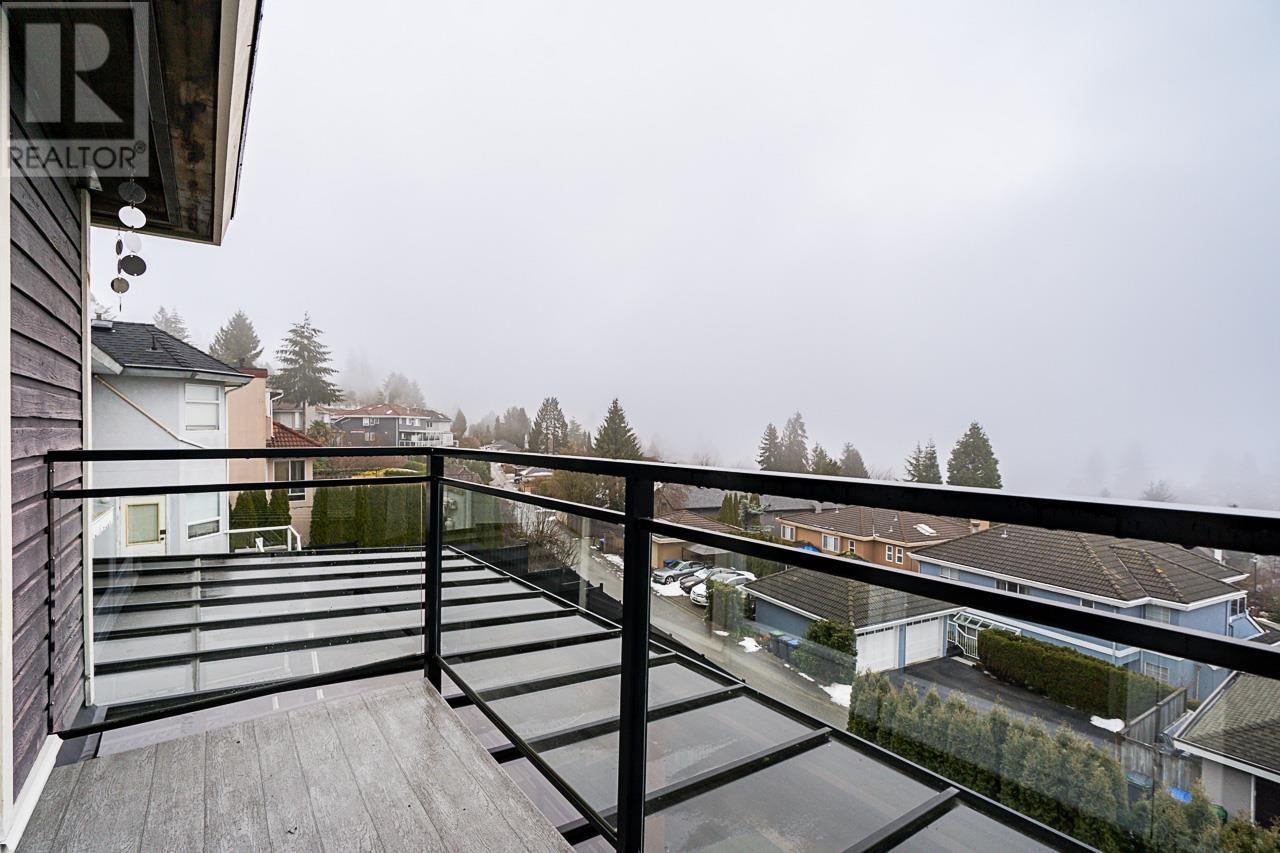 75 Timbercrest Drive, Port Moody, British Columbia  V3H 4T1 - Photo 15 - R2968380
