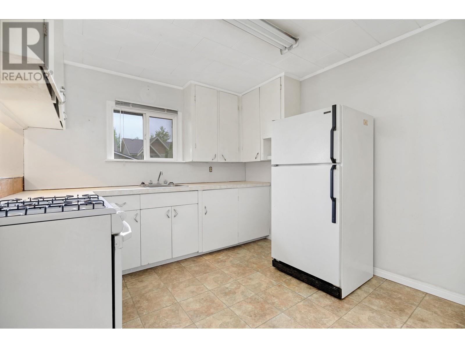 11619 Adair Street, Maple Ridge, British Columbia  V2X 6R8 - Photo 11 - R2954212