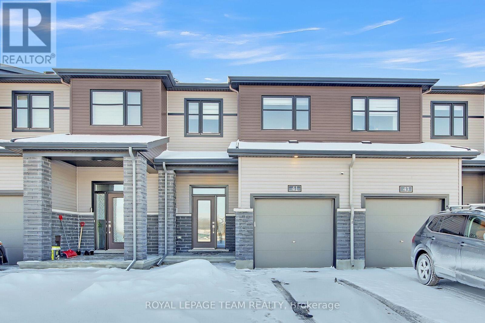 Property at 41 FINGLAS COURT image 2