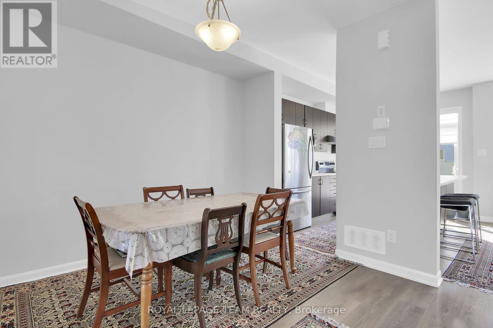 Property at 41 FINGLAS COURT image 5