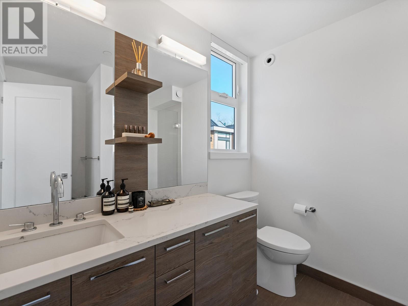 5 856 Orwell Street, North Vancouver, British Columbia  V6J 0C2 - Photo 25 - R2967457