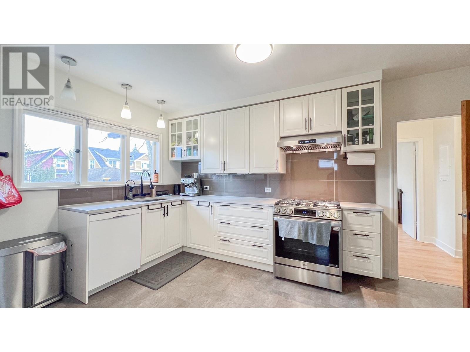 1165 E 26th Avenue, Vancouver, British Columbia  V5V 2J8 - Photo 9 - R2968277