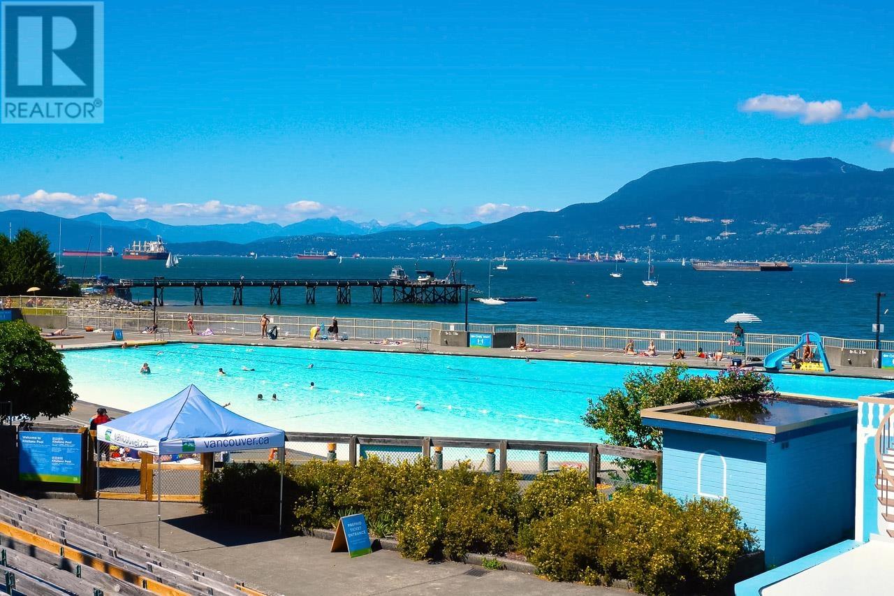 Listing Picture 18 of 28 : 305 2239 W 1ST AVENUE, Vancouver / 溫哥華 - 魯藝地產 Yvonne Lu Group - MLS Medallion Club Member