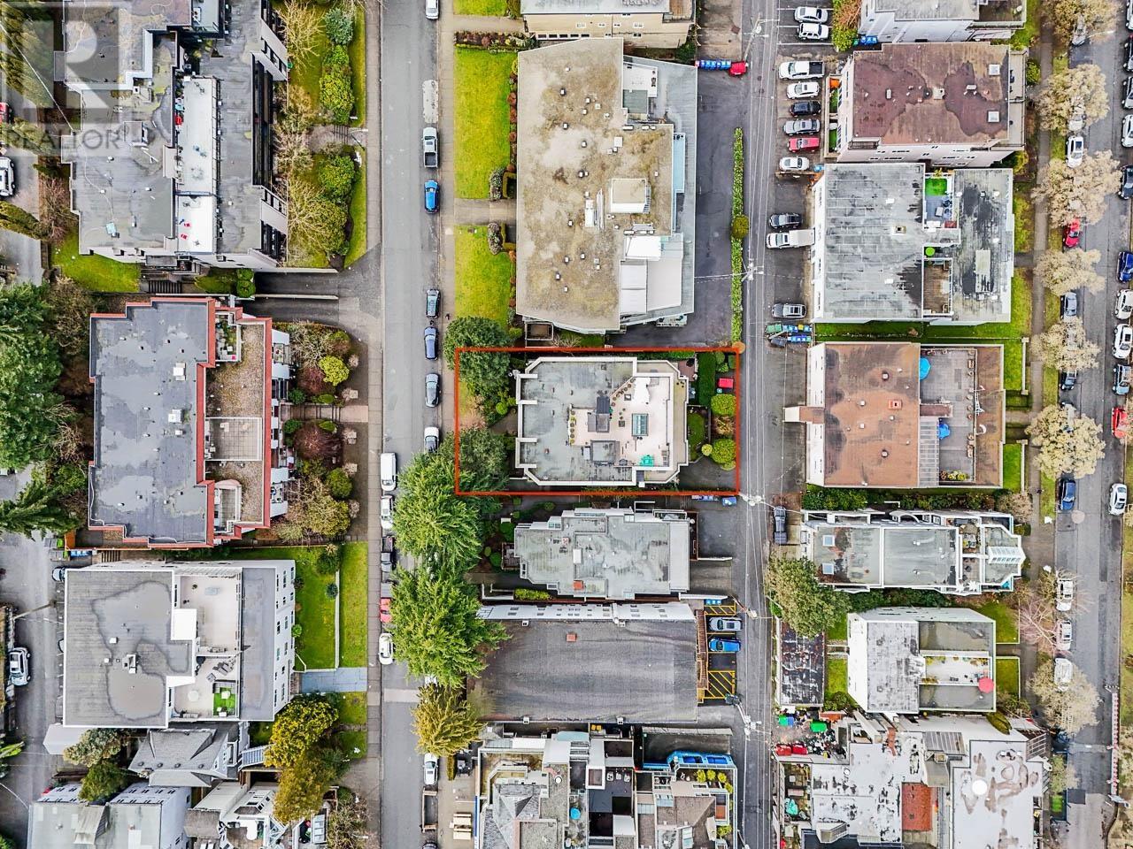 Listing Picture 22 of 28 : 305 2239 W 1ST AVENUE, Vancouver / 溫哥華 - 魯藝地產 Yvonne Lu Group - MLS Medallion Club Member