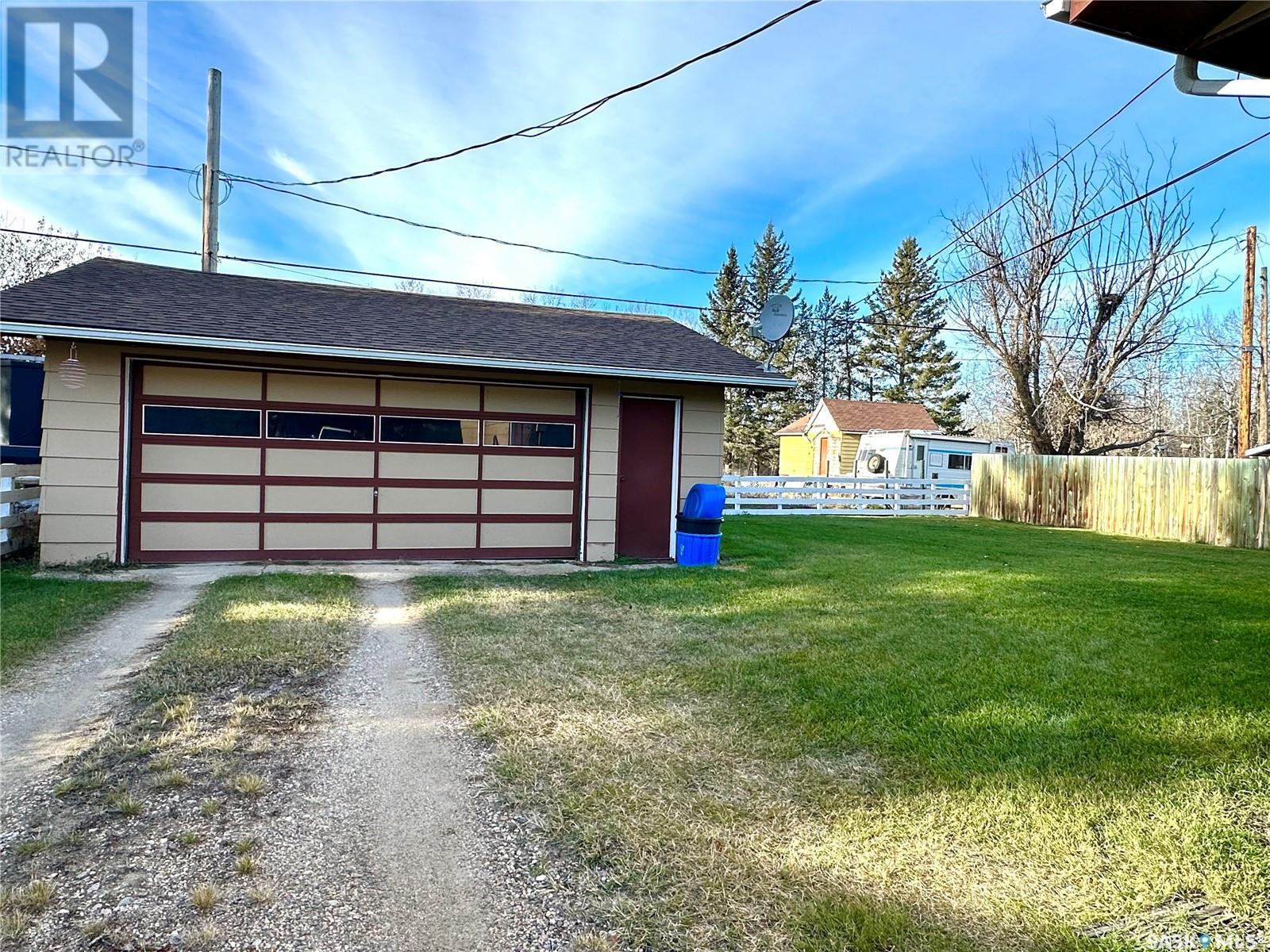 307 3rd Street, Medstead, Saskatchewan  S0M 1W0 - Photo 25 - SK996418