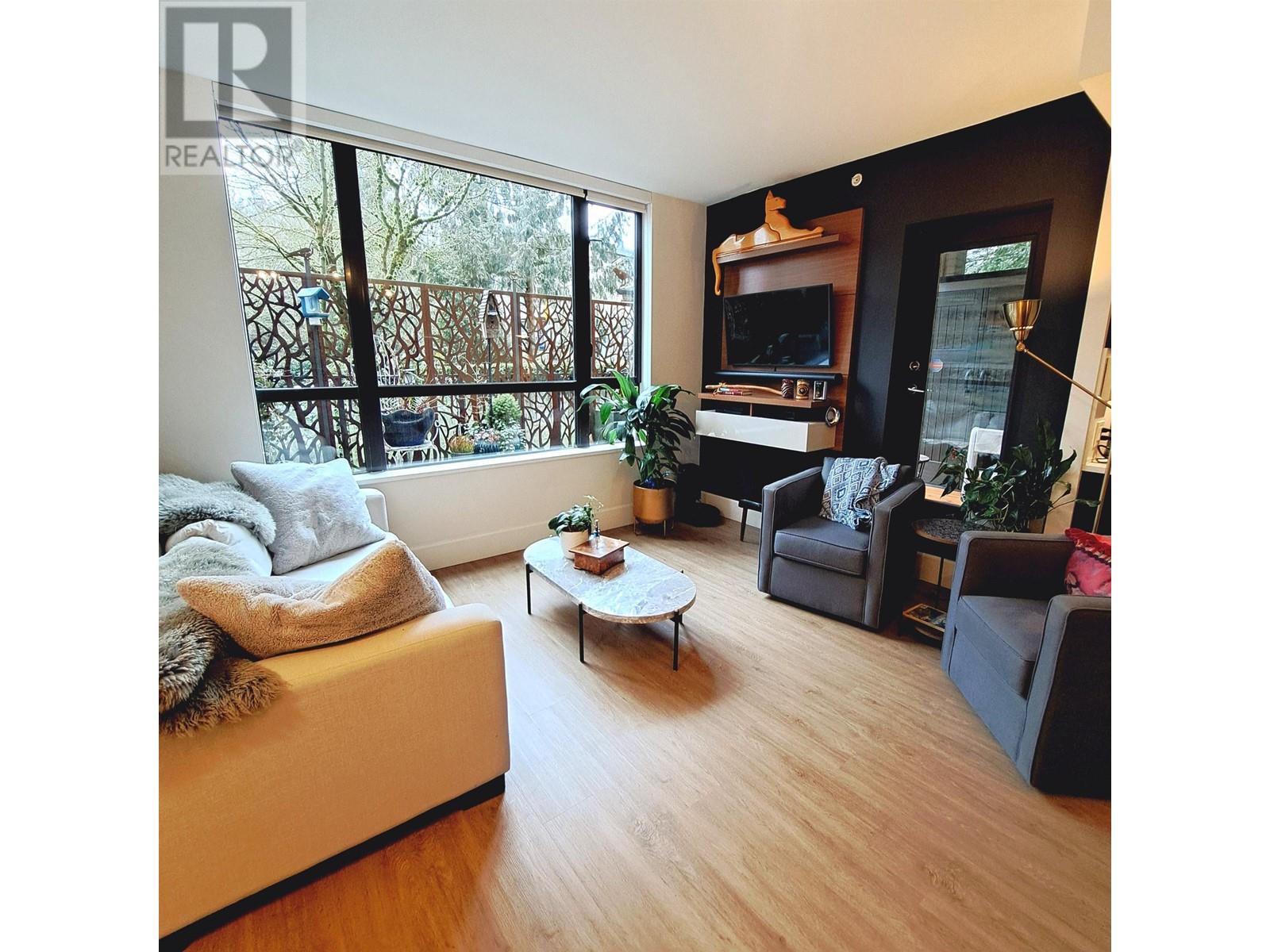 Listing Picture 10 of 35 : 101 9300 UNIVERSITY CRESCENT, Burnaby / 本拿比 - 魯藝地產 Yvonne Lu Group - MLS Medallion Club Member