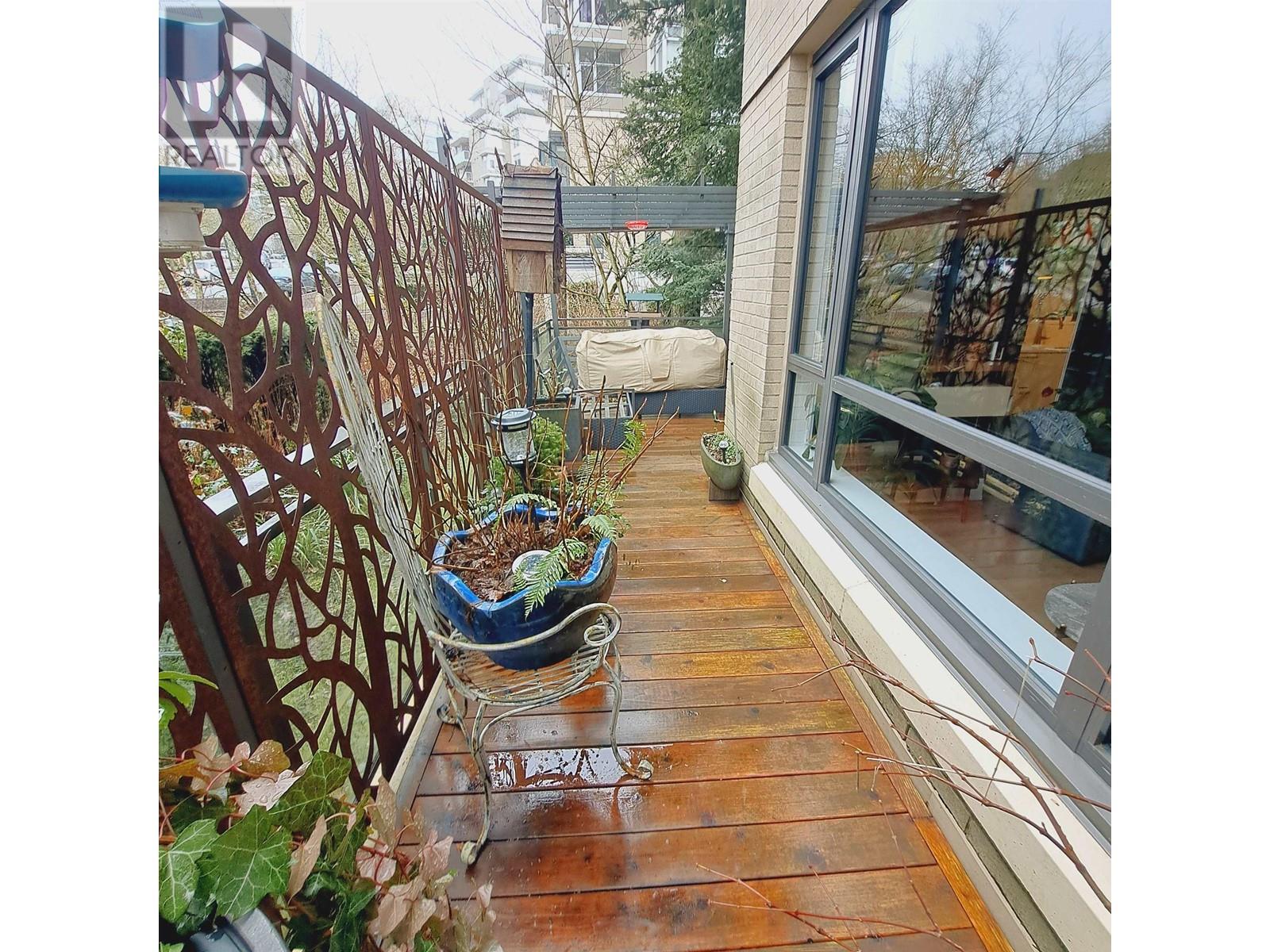 Listing Picture 29 of 35 : 101 9300 UNIVERSITY CRESCENT, Burnaby / 本拿比 - 魯藝地產 Yvonne Lu Group - MLS Medallion Club Member