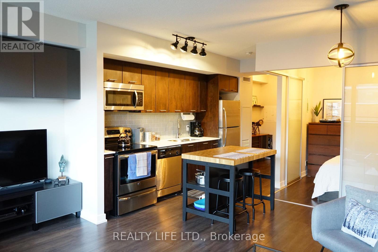310 - 2220 Lake Shore Boulevard W, Toronto, Ontario  M8V 0C1 - Photo 15 - W11984643
