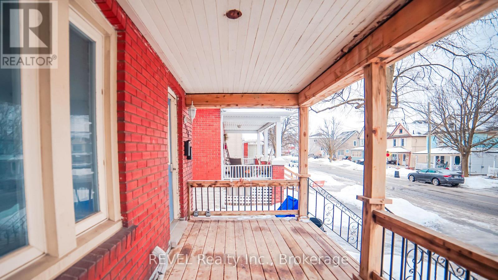 138 Ross Street, Welland, Ontario  L3B 2M9 - Photo 5 - X11984661