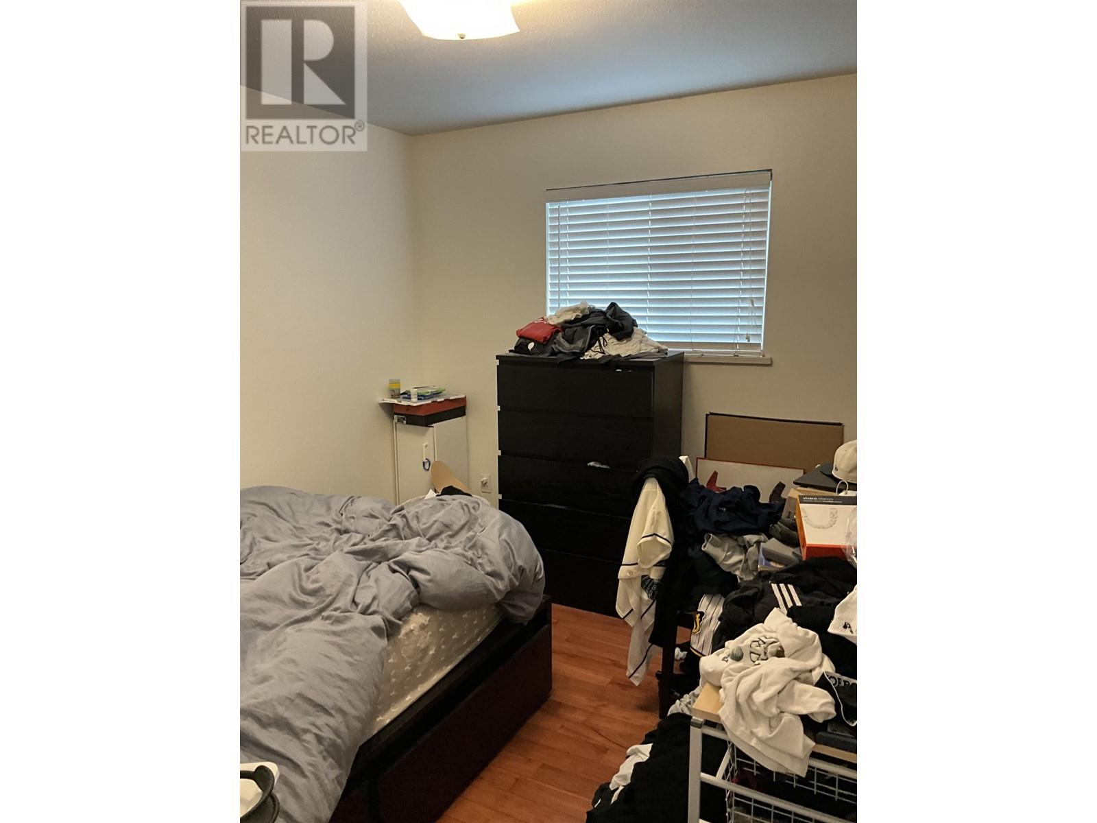 Listing Picture 8 of 17 : 785 E 50TH AVENUE, Vancouver / 溫哥華 - 魯藝地產 Yvonne Lu Group - MLS Medallion Club Member