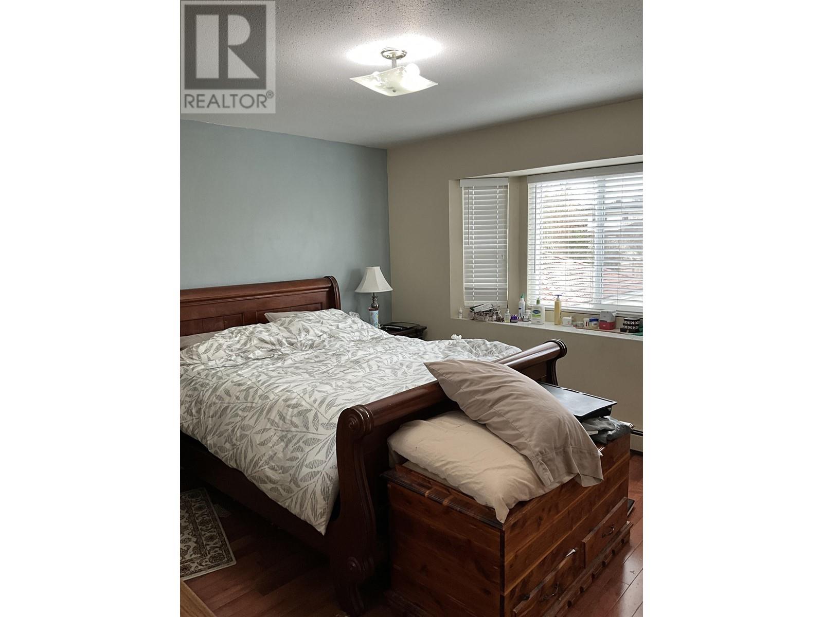 Listing Picture 10 of 17 : 785 E 50TH AVENUE, Vancouver / 溫哥華 - 魯藝地產 Yvonne Lu Group - MLS Medallion Club Member