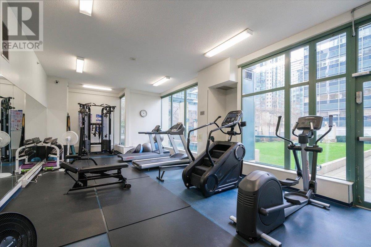 Listing Picture 27 of 32 : 1501 1239 W GEORGIA STREET, Vancouver / 溫哥華 - 魯藝地產 Yvonne Lu Group - MLS Medallion Club Member