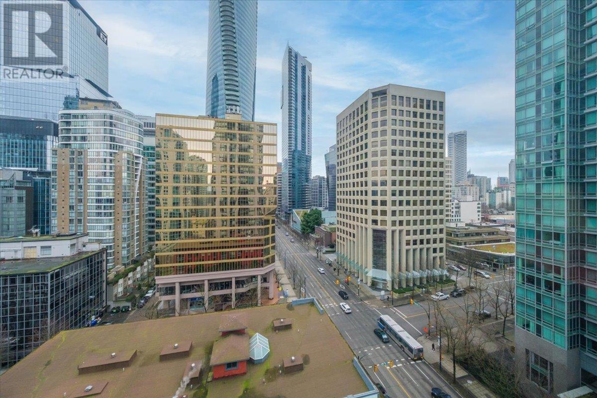 Listing Picture 28 of 32 : 1501 1239 W GEORGIA STREET, Vancouver / 溫哥華 - 魯藝地產 Yvonne Lu Group - MLS Medallion Club Member