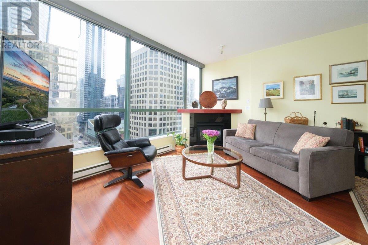 Listing Picture 6 of 32 : 1501 1239 W GEORGIA STREET, Vancouver / 溫哥華 - 魯藝地產 Yvonne Lu Group - MLS Medallion Club Member