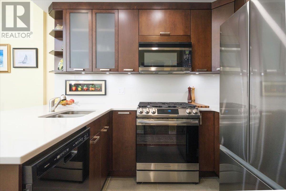 Listing Picture 8 of 32 : 1501 1239 W GEORGIA STREET, Vancouver / 溫哥華 - 魯藝地產 Yvonne Lu Group - MLS Medallion Club Member