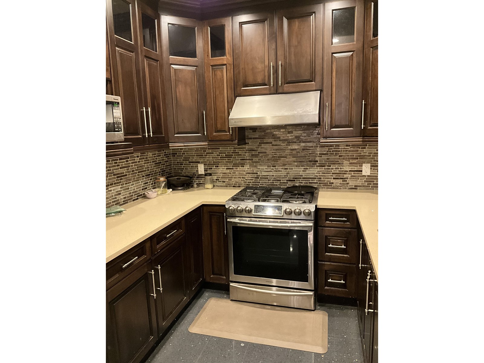 Property at 8473 171 STREET image 4
