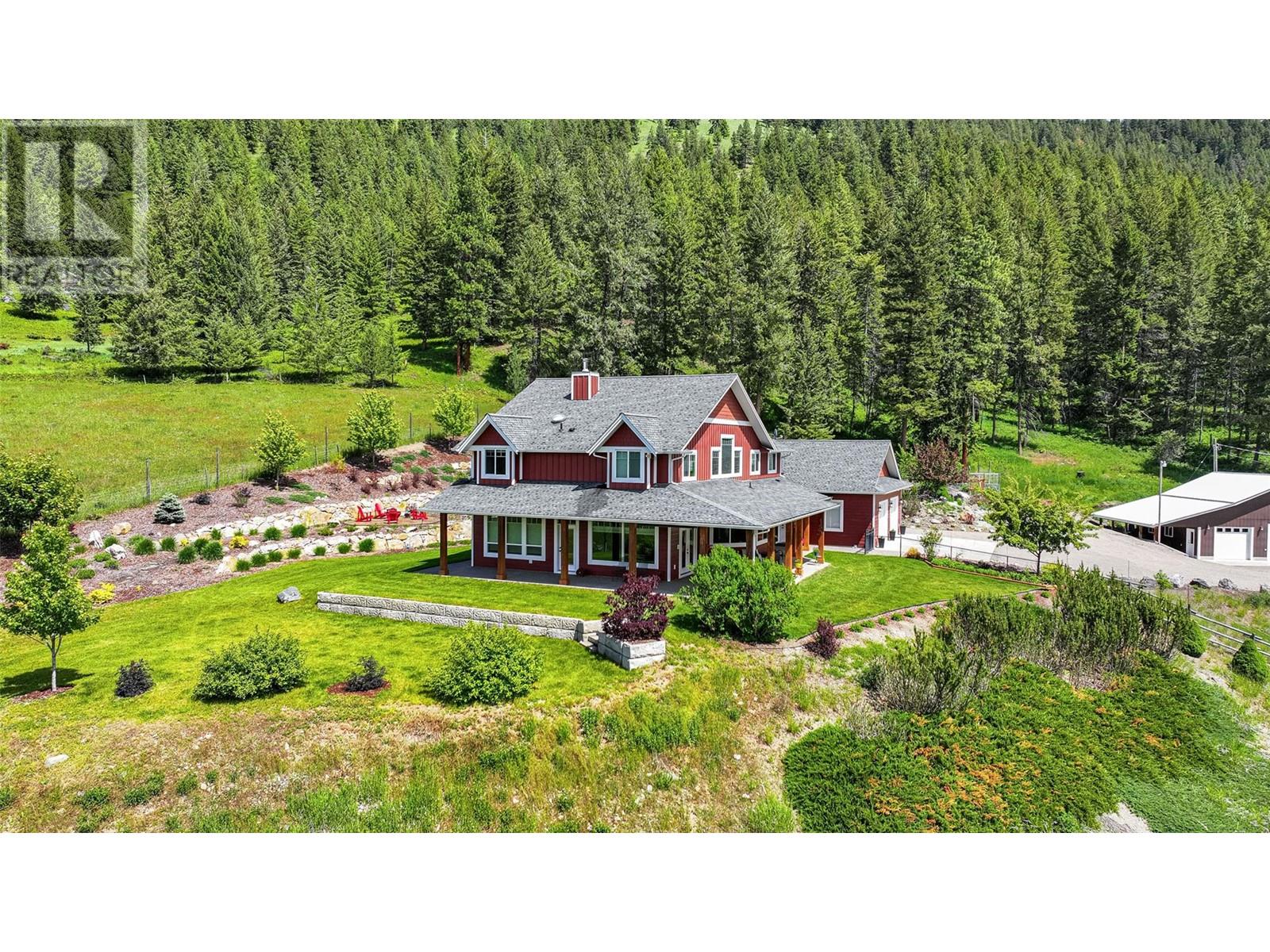 705 Creighton Valley Road, Lumby, British Columbia