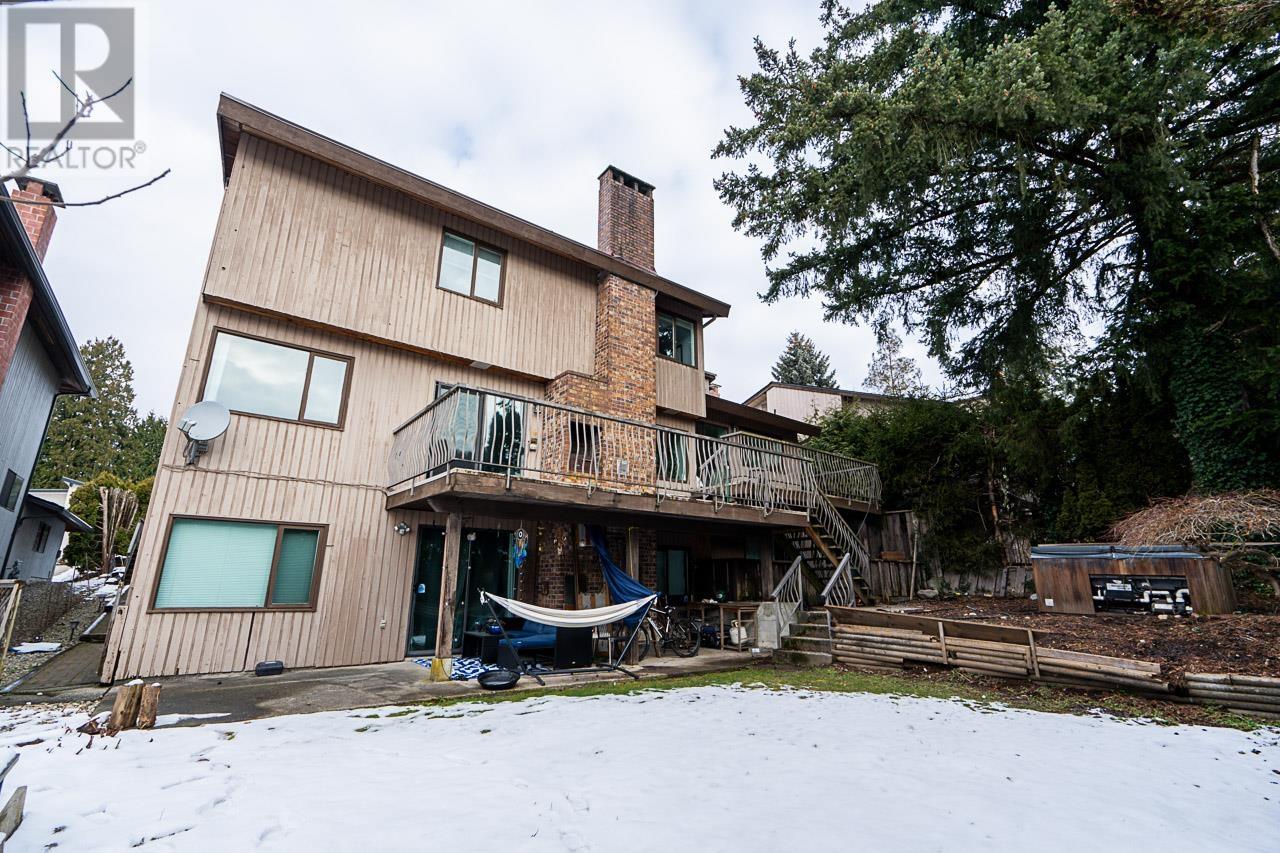 2948 Roseglen Court, Burnaby, British Columbia  V5A 3W4 - Photo 33 - R2965493
