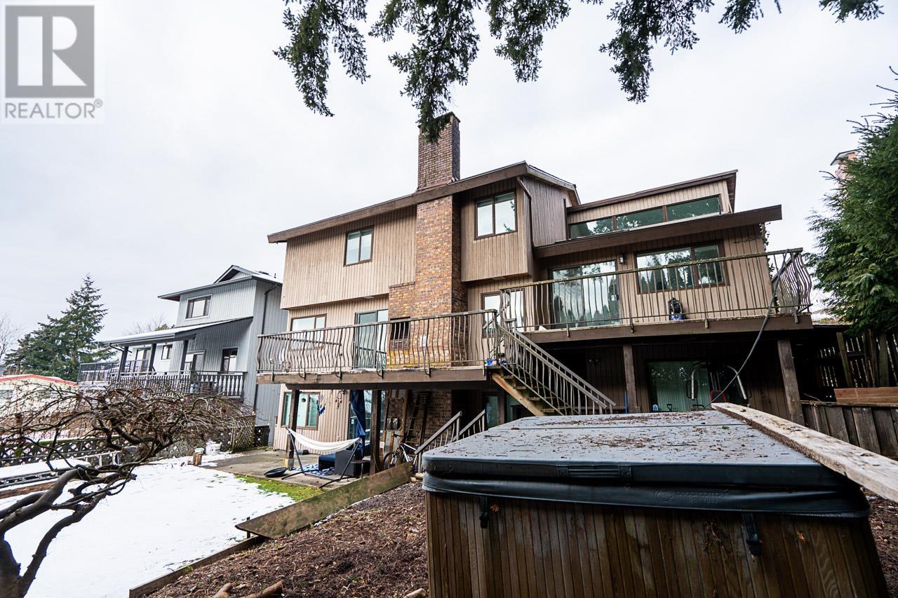 2948 Roseglen Court, Burnaby, British Columbia  V5A 3W4 - Photo 35 - R2965493
