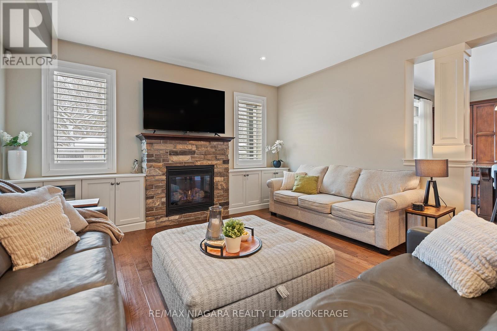 Property at 69 MACKENZIE KING AVENUE image 5