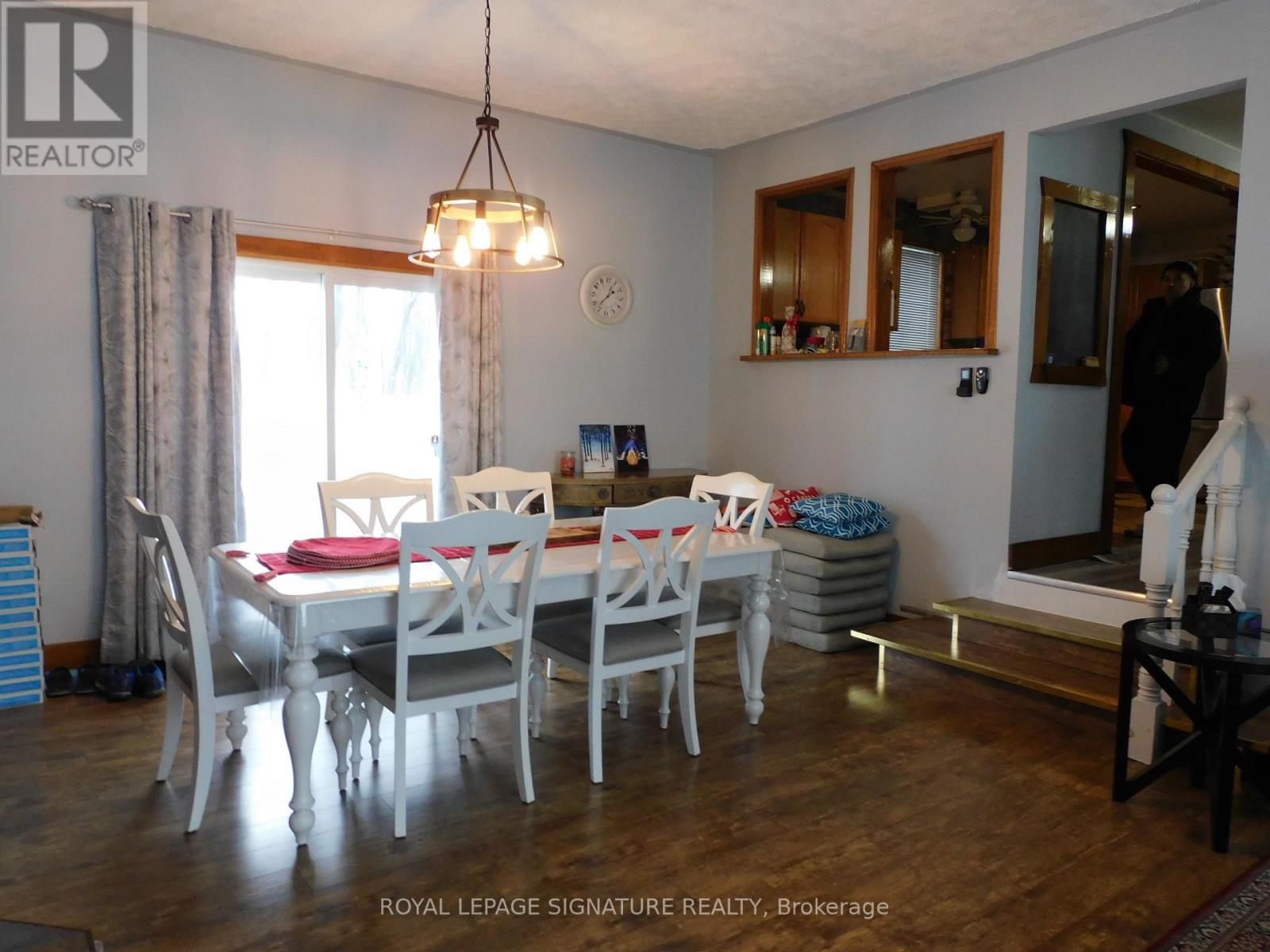 2 Ojibway Court, Tiny, Ontario  L9M 0B5 - Photo 8 - S11982078