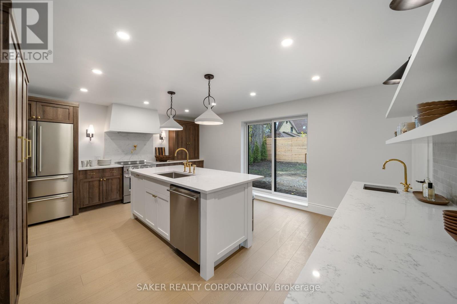 Photo 10 of 34 for 28 Cartwright Street