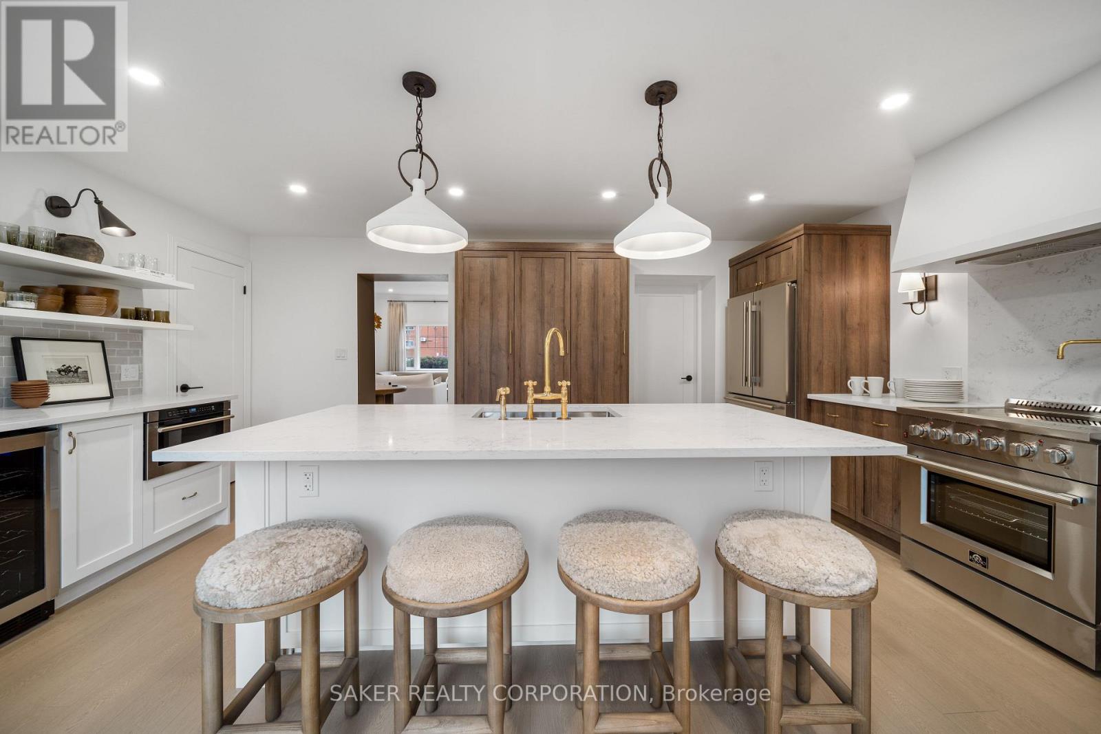 Photo 11 of 34 for 28 Cartwright Street