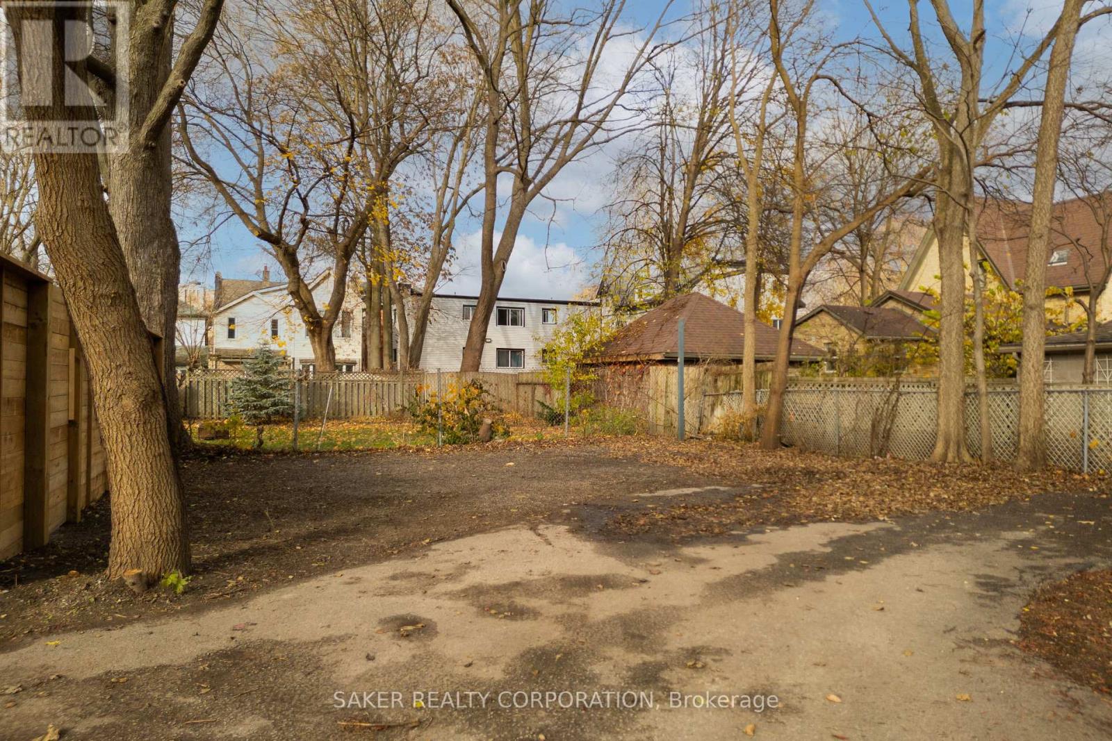 Photo 33 of 34 for 28 Cartwright Street