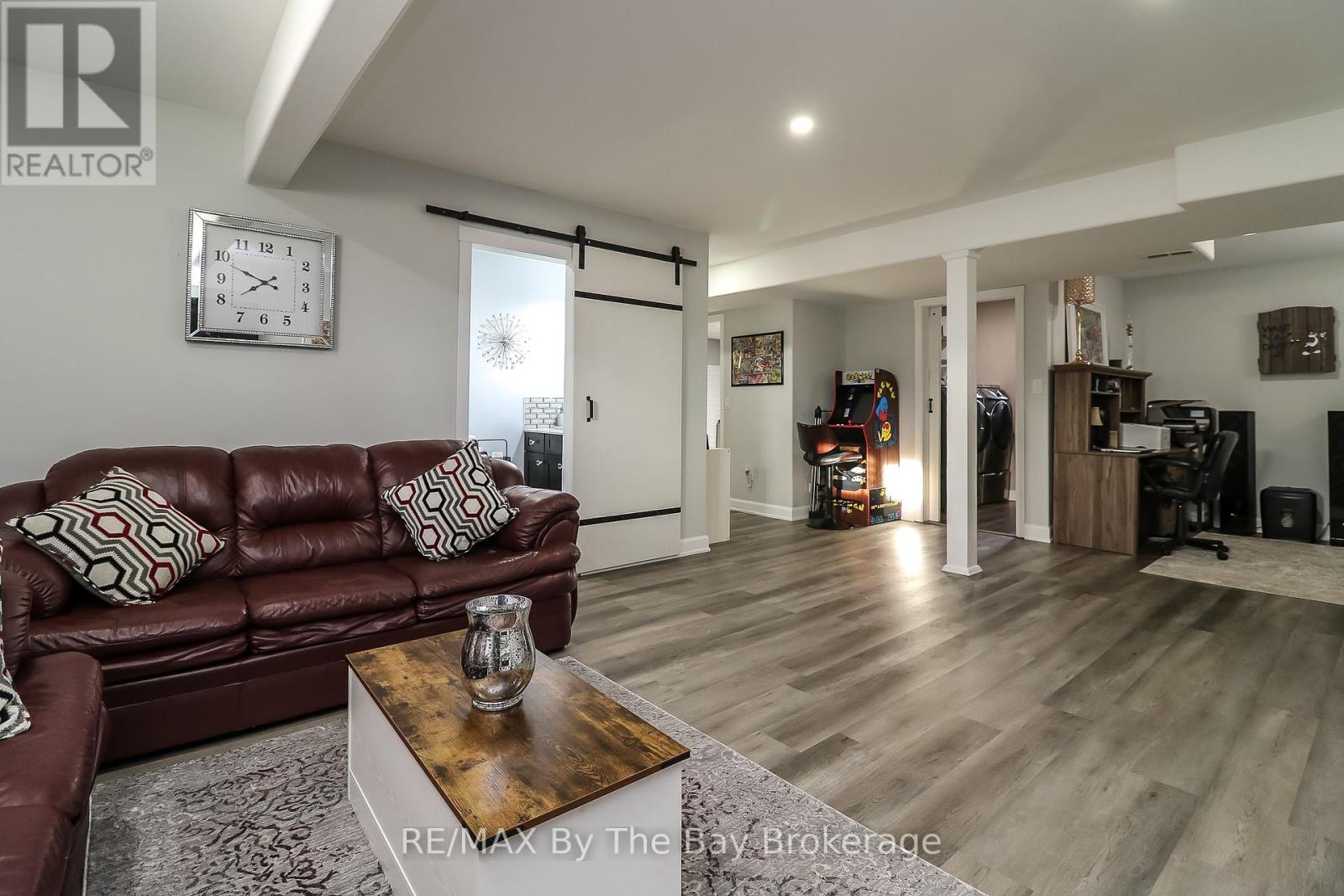 9 Broadpoint Street, Wasaga Beach, Ontario  L9Z 3B8 - Photo 32 - S11946674