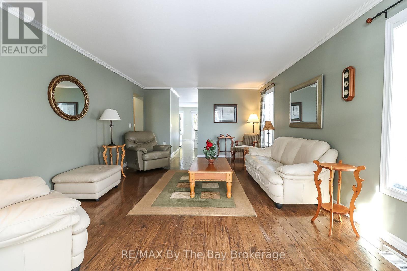 9 Ventnor Crescent, Wasaga Beach, Ontario  L9Z 3A8 - Photo 11 - S11952072