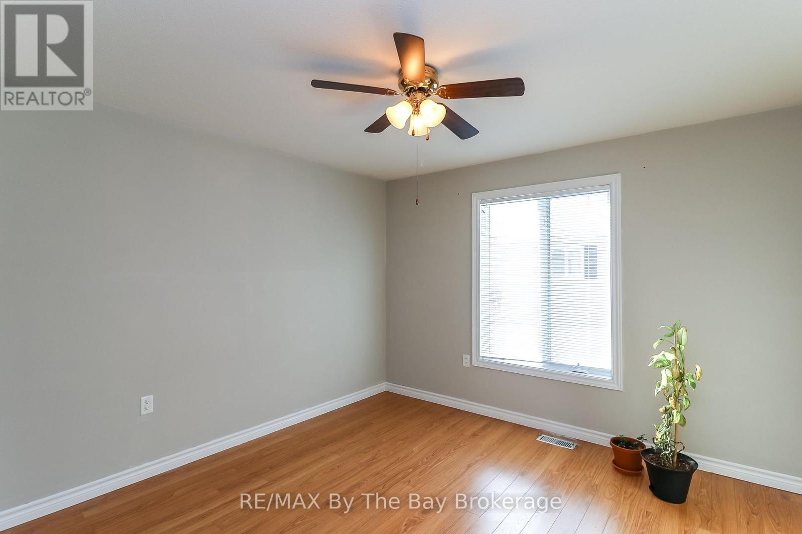 9 Ventnor Crescent, Wasaga Beach, Ontario  L9Z 3A8 - Photo 22 - S11952072