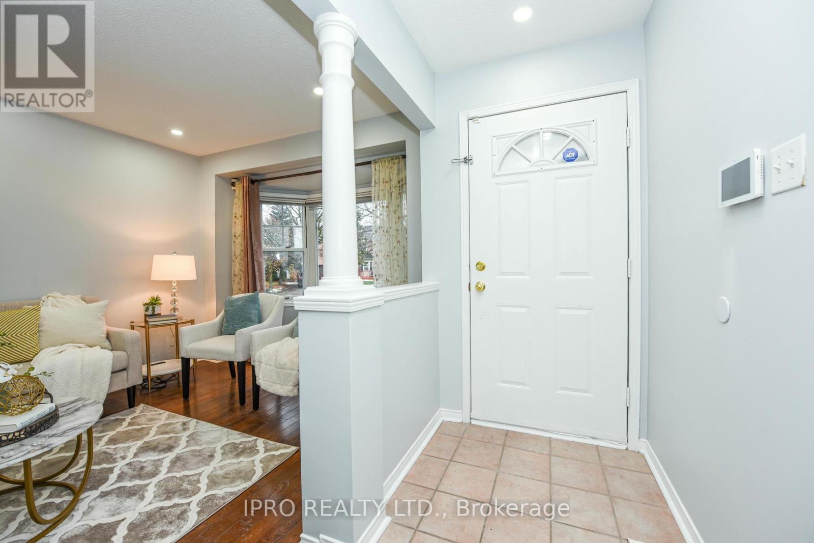 Property at 22 DESERT SAND DRIVE image 3