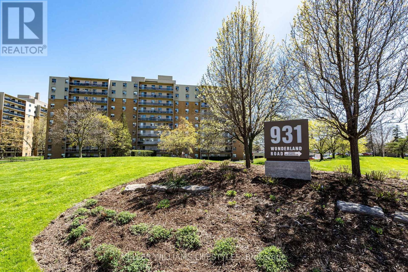 Property at 508 - 931 WONDERLAND ROAD S image 1
