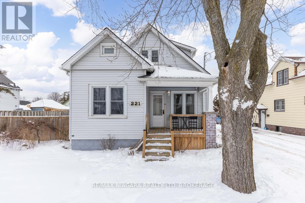 Property at 221 WRIGHT STREET image 1