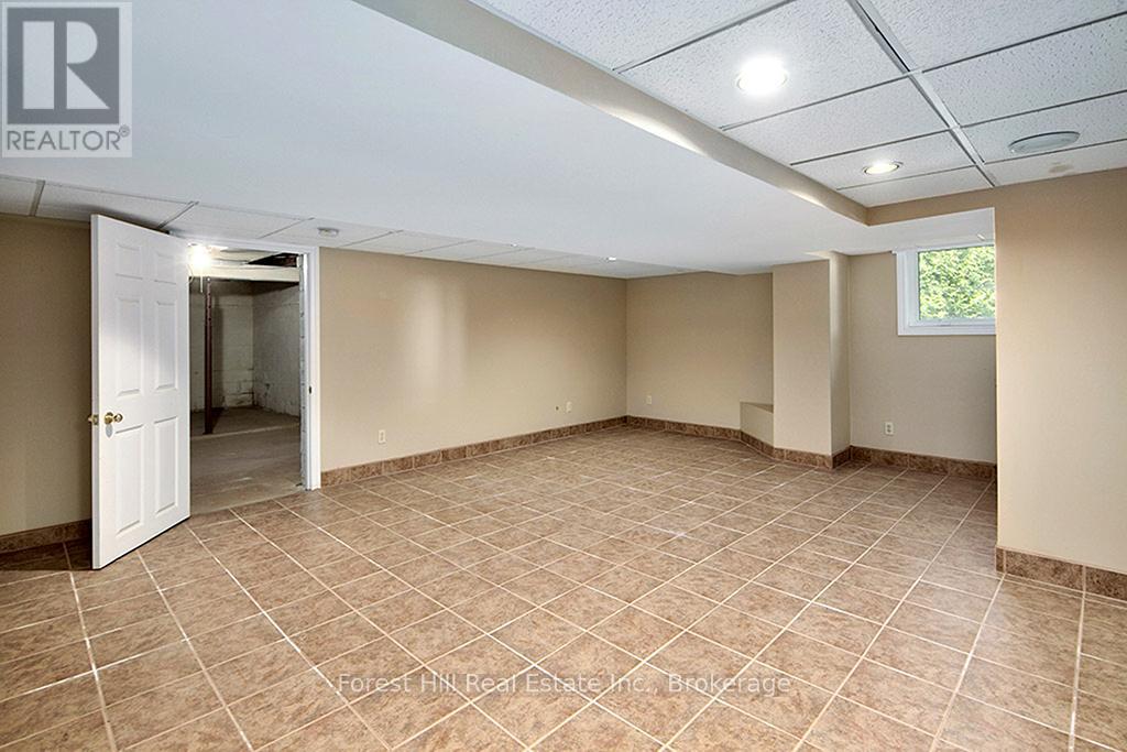 222 Plantts Point Road, Grey Highlands, Ontario  N0C 1E0 - Photo 37 - X11985036