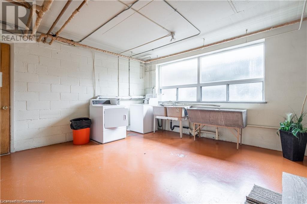 165 Park Row S Unit# 9, Hamilton, Ontario  L8K 2K1 - Photo 12 - 40700331