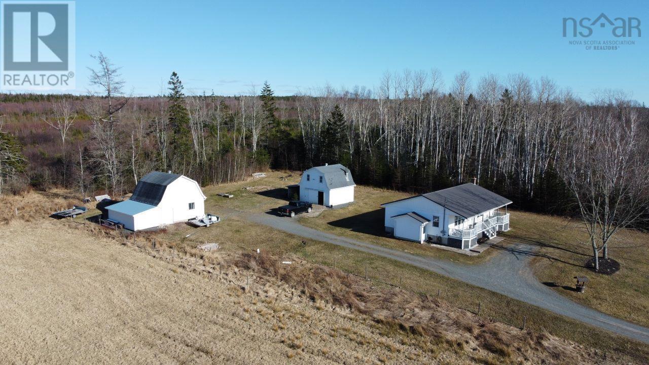 502 Lake Road, Maitland, Nova Scotia  B0N 1T0 - Photo 2 - 202503424