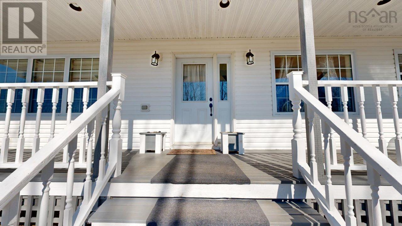 502 Lake Road, Maitland, Nova Scotia  B0N 1T0 - Photo 4 - 202503424
