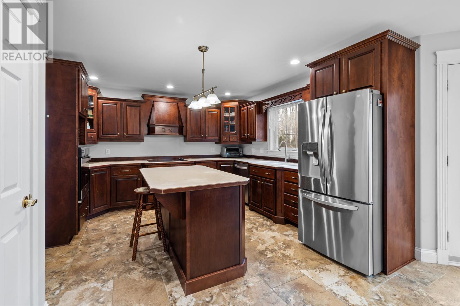 Property at 77 Waterview Drive image 2