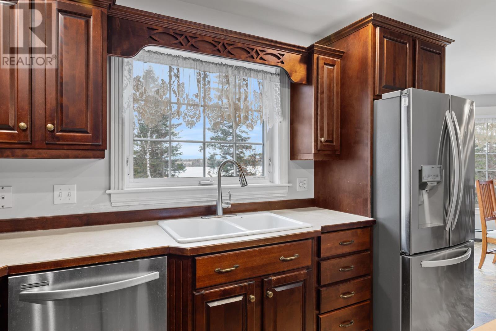 Property at 77 Waterview Drive image 5