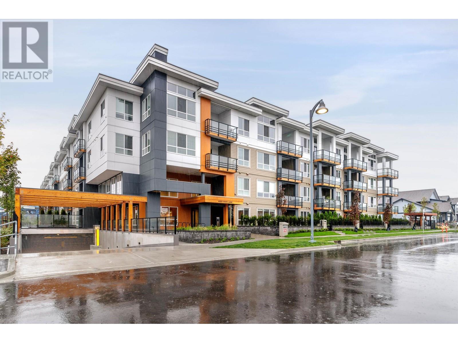 220 4690 Hawk Lane, Tsawwassen, British Columbia  V4M 0C4 - Photo 2 - R2969620