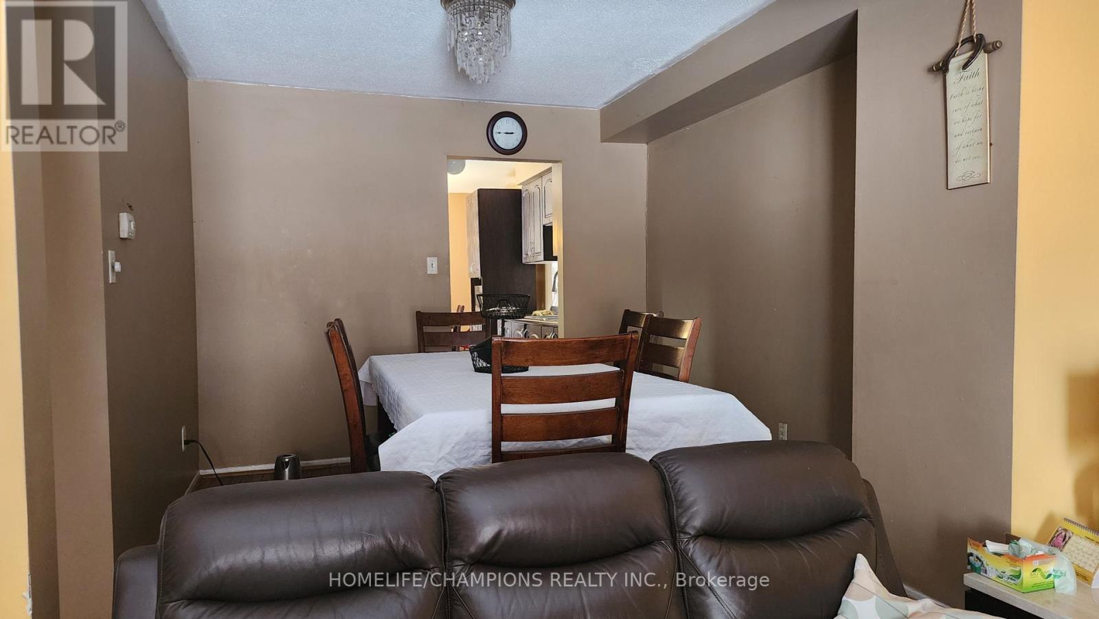61 Warwick Castle Court, Toronto, Ontario  M1B 3E5 - Photo 6 - E11951610