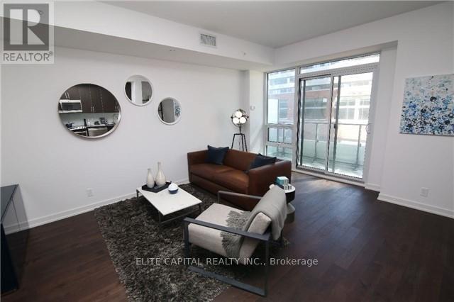 512 - 2212 Lake Shore Boulevard W, Toronto, Ontario  M8V 0C2 - Photo 2 - W11985088