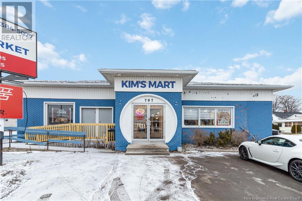 797 Mountain Road, Moncton, New Brunswick  E1C 2R5 - Photo 2 - NB111157