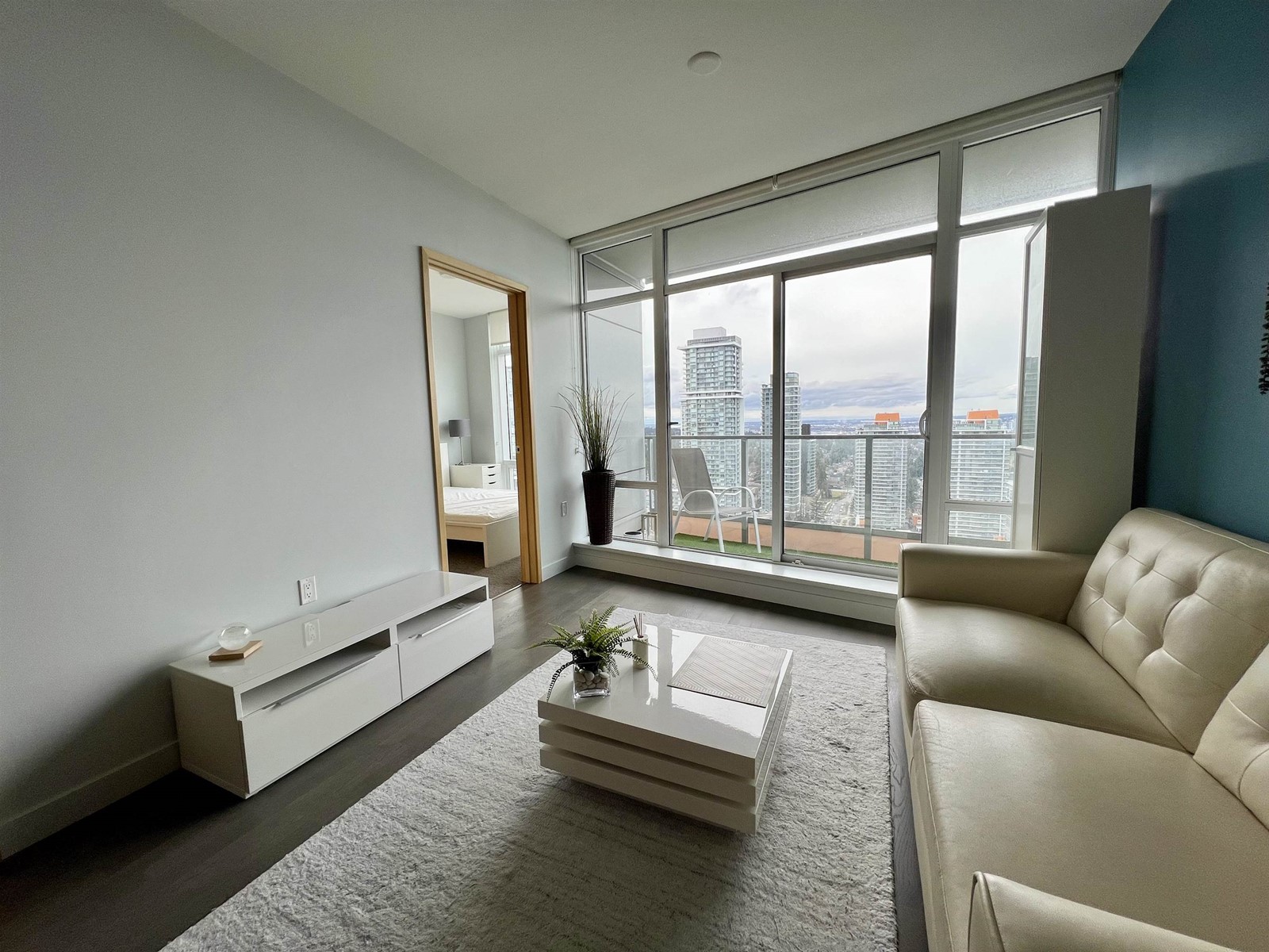 Property at 3109 13495 CENTRAL AVENUE image 3