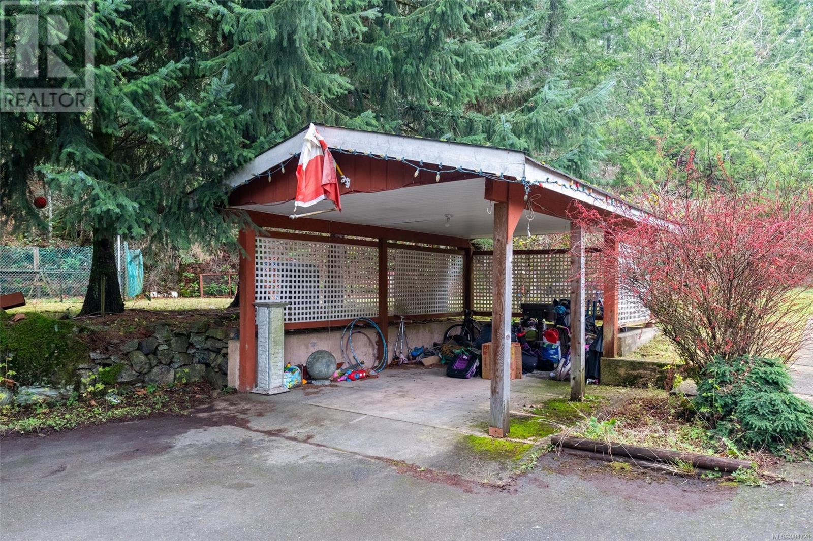 Property at 3074 Sooke Rd image 5